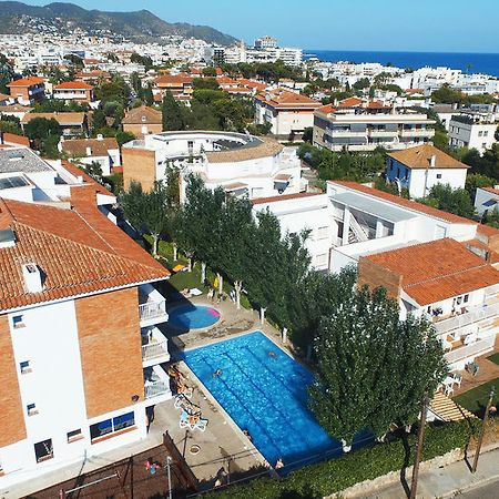 Apartamentos Sunway Atlanta Sitges Buitenkant foto