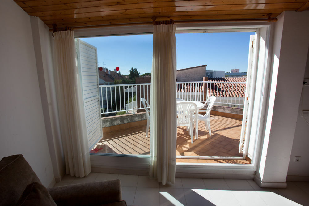 Apartamentos Sunway Atlanta Sitges Buitenkant foto